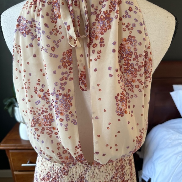 MinkPink Ivory Floral Halter Neck Mini Dress - Size M - Picture 4 of 5